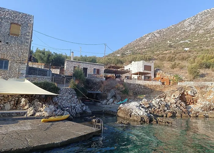 Suite Of Villa Lagkadaki